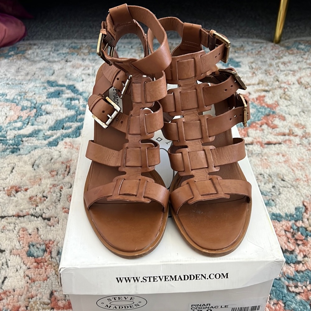 Steve Madden, Pinar Sandals